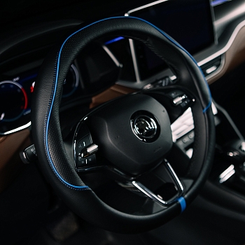 Оплетка на руль каркасная Кожа микрофибра ВС Lord Autofashion (7769 Чёрный/Синий М)