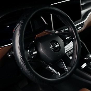 Оплетка на руль каркасная Кожа микрофибра Lord Autofashion (8580 Чёрный M)