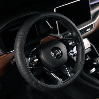 Оплетка на руль каркасная Кожа Lord Autofashion (3806 Чёрный M)