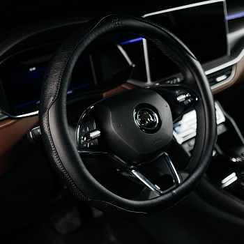 Оплетка на руль каркасная Кожа микрофибра ВС Lord Autofashion (7592 Чёрный М)