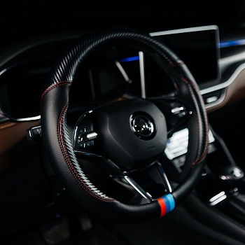 Оплетка на руль каркасная Кожа микрофибра ВС Lord Autofashion (7645 Чёрный/Красная строчка М)