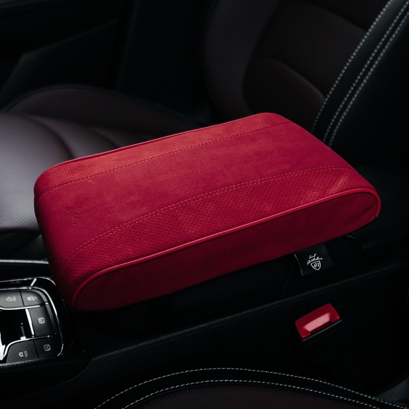 F:\Фото\Armrest_2024\40495 Armrest Red 1.jpg