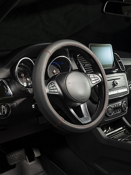 Оплетка на руль каркасная Кожа Lord Autofashion (3806 Чёрный/Красная строчка M)