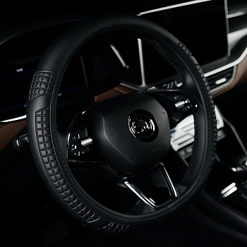 Оплетка на руль каркасная Кожа микрофибра Lord Autofashion (9260 Чёрный M)